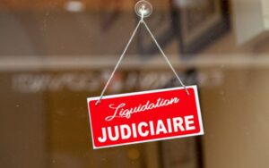 comment vider un local professionnel apres liquidation judiciaire