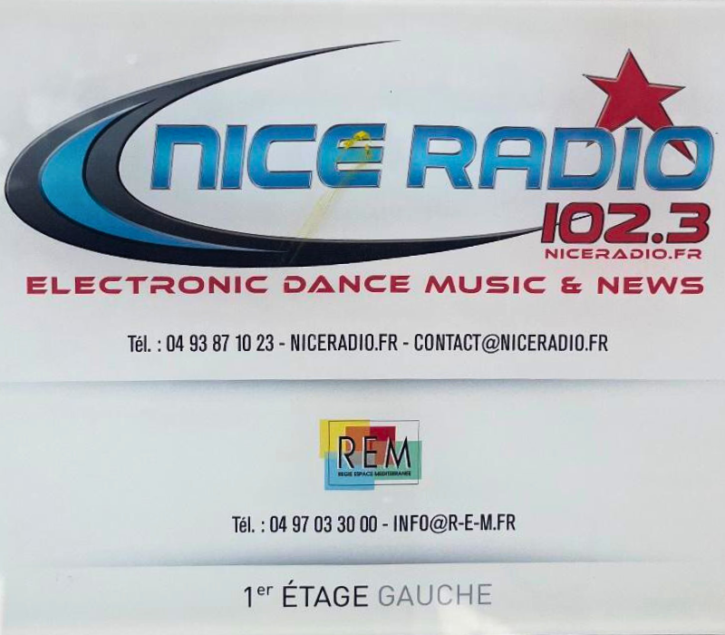 debarras des espaces professionnels chez Nice Radio par Pro Debarras 06