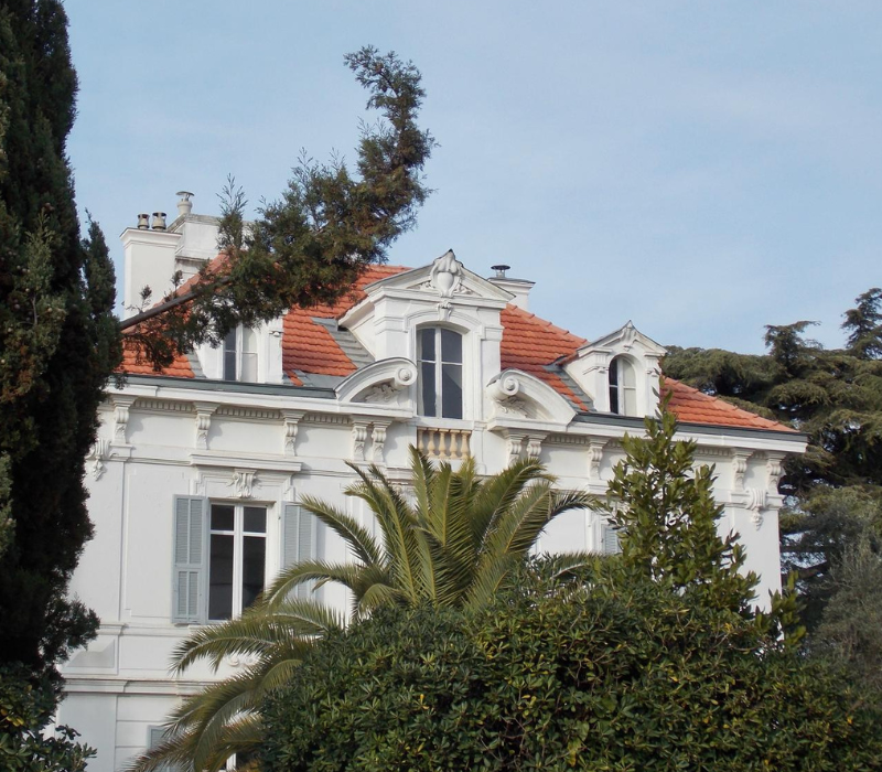 Débarras pour succession ou déménagement à Cimiez, Nice : pourquoi choisir un expert local